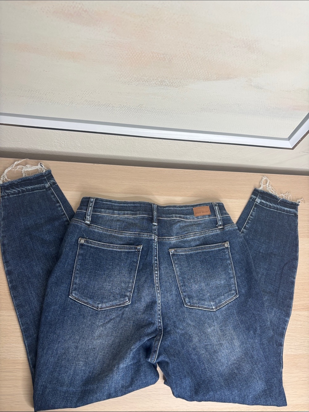 Judy Blue Jeans Women’s Size 16W Distressed Medium-Dark Blue Skinny Leg Jeans - Picture 2 of 8